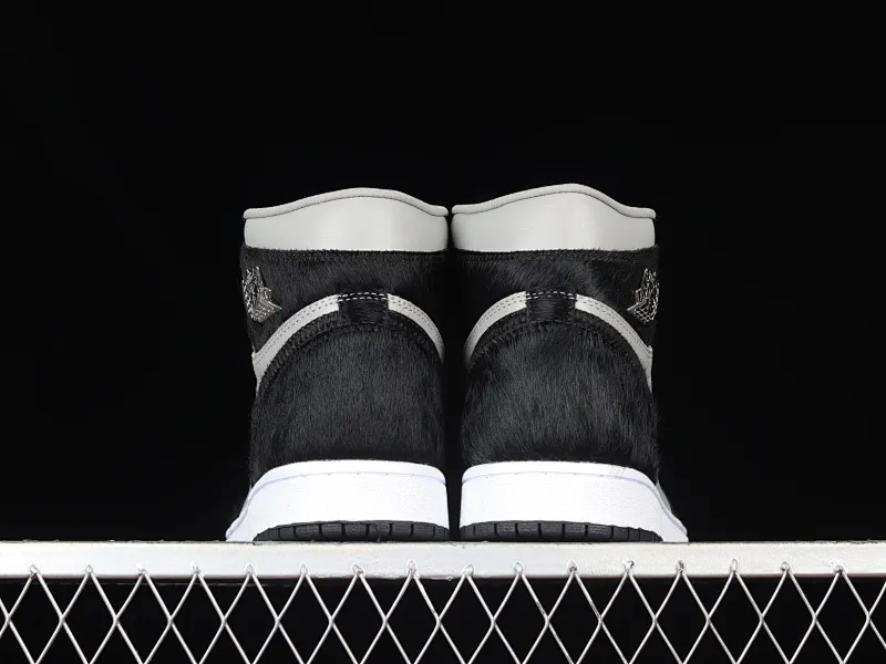 All categories Air Jordan Jordan series basketball shoes Air Jordan 1 High Air Jordan 1 High OG "Twist 2.0" AJ1 Joe 1 Panda 2.0 high-top basketball shoes DZ2523-001
